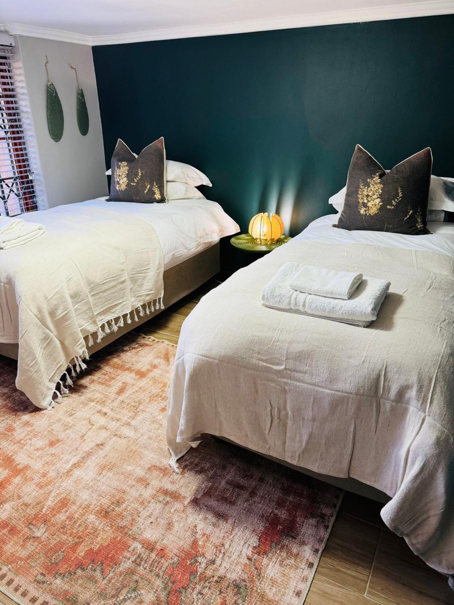 Megumi - Vaal Riverside Retreat - Loadshedding Friendly 帕雷斯 外观 照片